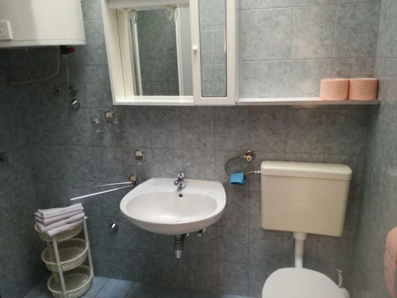 Apartmani Marijana Selce Exterior photo